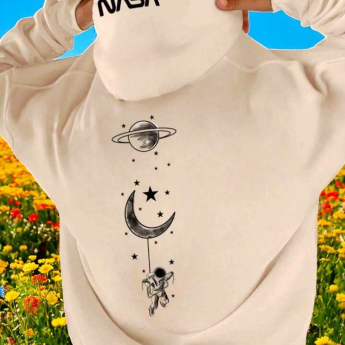 Pantaloni barbati gri inchis Hanorac crem barbati