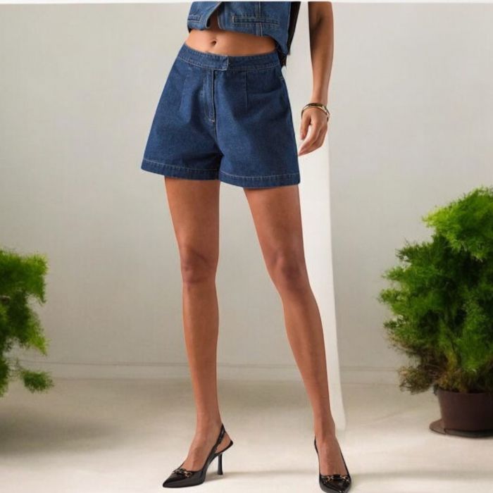 Pulover negru supradimensionat Pantaloni scurți din denim damă