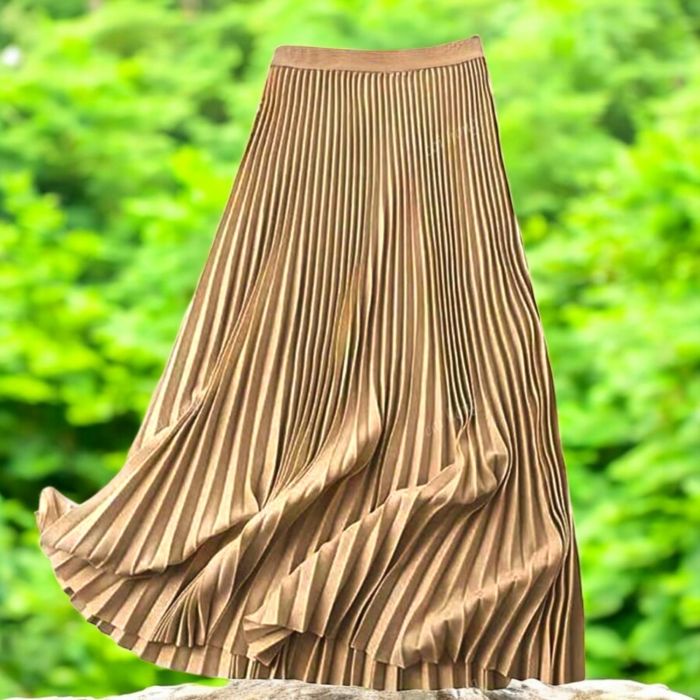 Papuci dama bej Fusta maro plisata