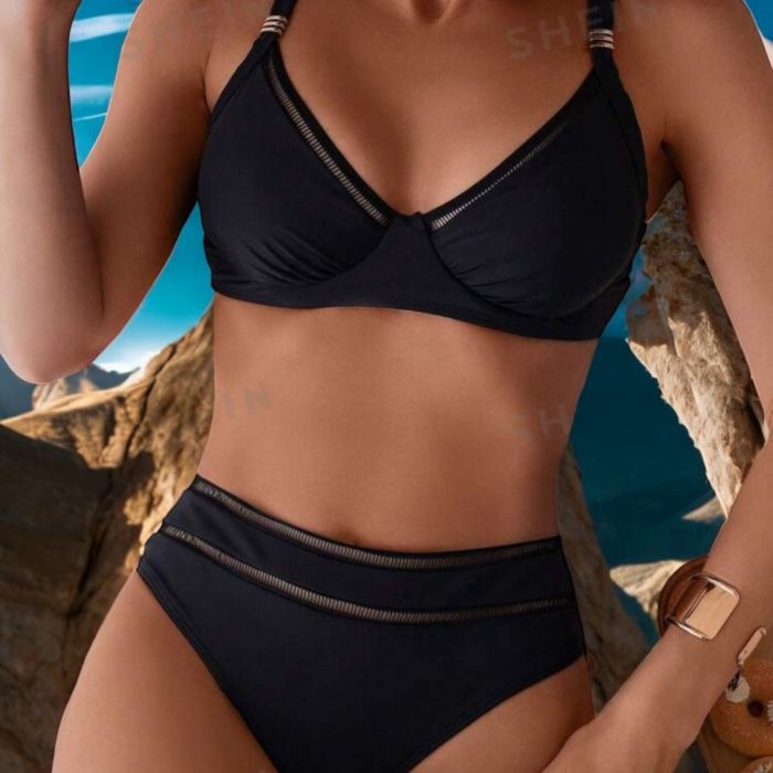 Jacheta de fas cu capse matlasata roz potrivita pentru toamna/primavara Costum de baie damă negru din 2 piese – cu talie înaltă și inserții transparente